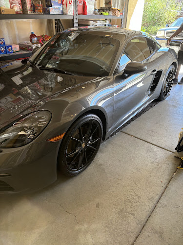 Hard 2 Top Mobile Detail