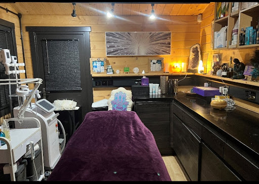Beauty Mania & The Holistic House at Beauty Mania