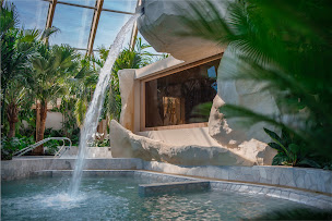 Photo n°19 de SpaPRO France - La Référence d'équipements wellness pour ERP à Tourville-la-Rivière (Magasin de matériel pour piscines)