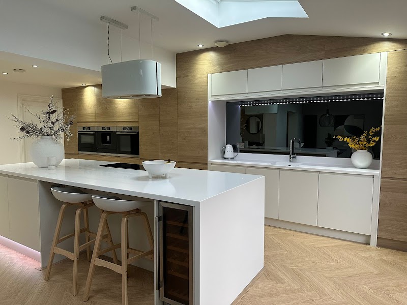 L & B Solid Surfaces Ltd. Corian & Solid Surface Kitchen Worktops. photo 2