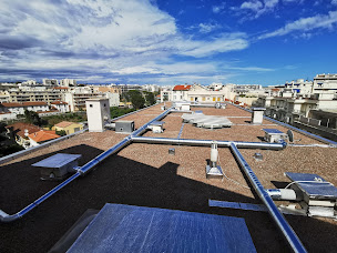 Photo n°5 de CHEVALIER à Le Cannet (Piscine)