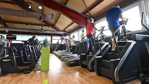 Photo n°21 de Keepcool Brignoles à Brignoles (Complexe sportif)