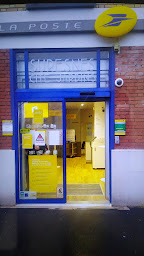 Photo n°4 de La Poste à Suresnes (Poste)