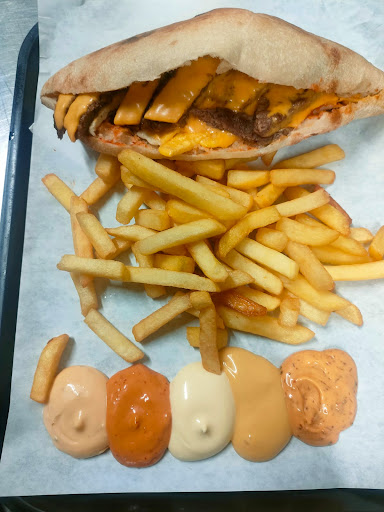 Photo 8 - Best food -HALAL-Tacos, Snack, Cheeseburger, pizza..