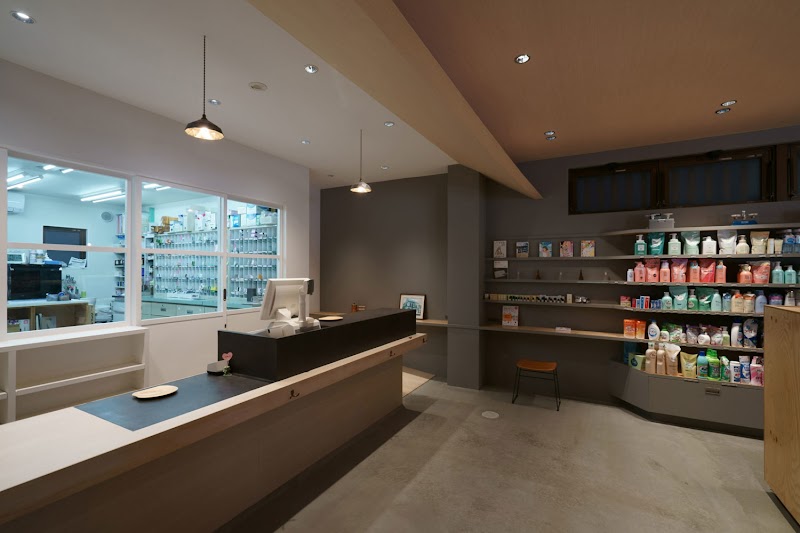 三木青雲堂薬局