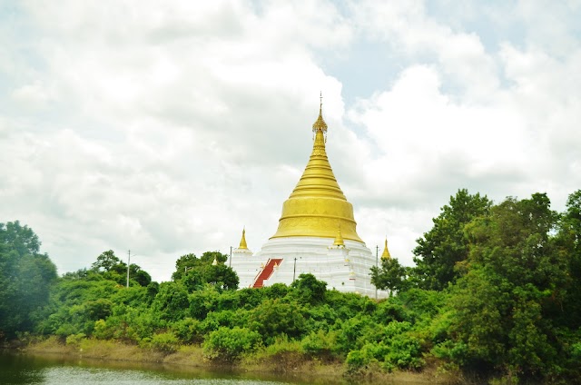 Shwezigon Pagoda