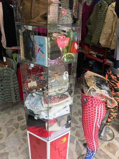 Tienda de ropa "MARDANCES" - Thumbnail