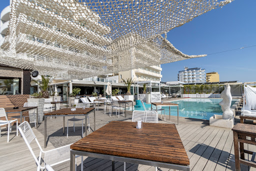 Vistamare Suite Hotel