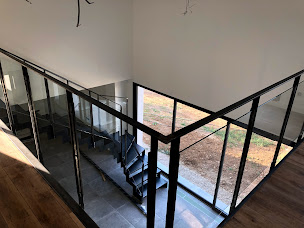 Photo n°3 de Aix Blanc Entreprise à Bouc-Bel-Air (Menuisier)