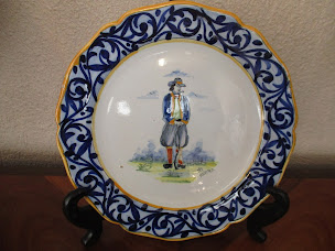 Photo n°4 de BROCANTE - Antiquités des Bateliers à Saumur (Magasin d'ameublement et de décoration)