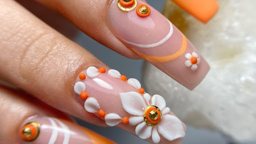 Girasole Nails Art