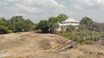 Photos of Abhinawa Budhu Medura