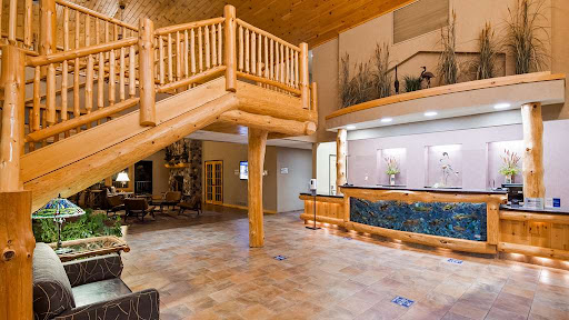 Best Western Premier The Lodge On Lake Detroit