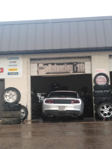Auto Speedy Tires