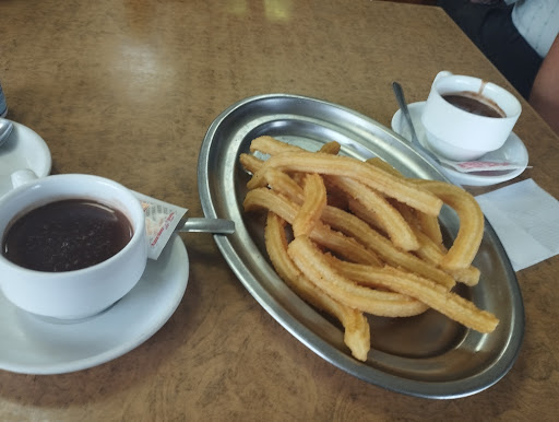 Restaurante churrería Las Cruces - Thumbnail