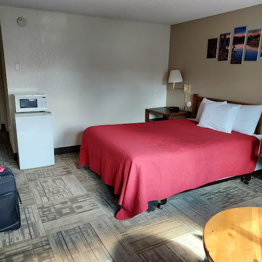 Wilderness Inn - The Best Lodging This Side Of Heaven! - Thumbnail