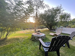 Photo n°21 de Mini-camping naturiste Le Saulet à Vignols (Parc naturiste)