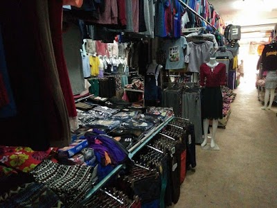 Photos of Phon Hong Market