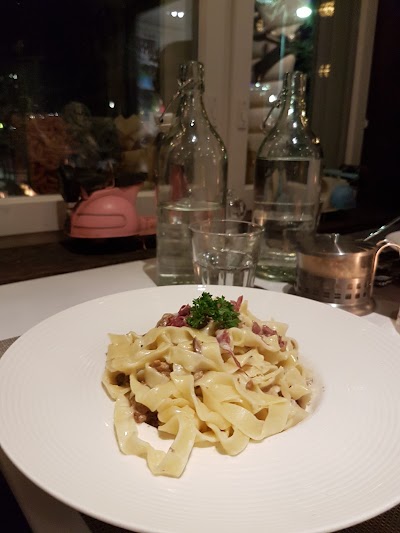 Photos of Hasta la Pasta