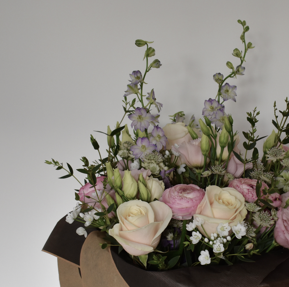 Green Street - Exquisite Flowers - Florists - photo 1