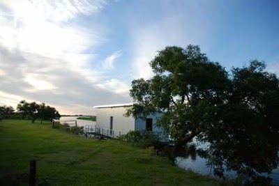 Photos of House Floating Island Safaris Chulengo