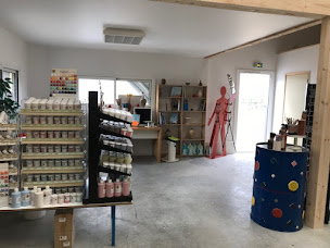 Photo n°2 de ARZLAO - Como Céramique Services : matériel & fours céramique, travail du verre, fusion bronze à Gestel (Artisanat)