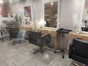 Photo n°5 de Occhipinti Laurie à Avignon (Salon de coiffure)