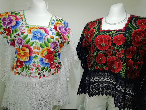 Boutique de ropa tipica AVA - Thumbnail