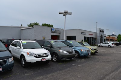 Photos of Ganley Village Chrysler Dodge Jeep Ram