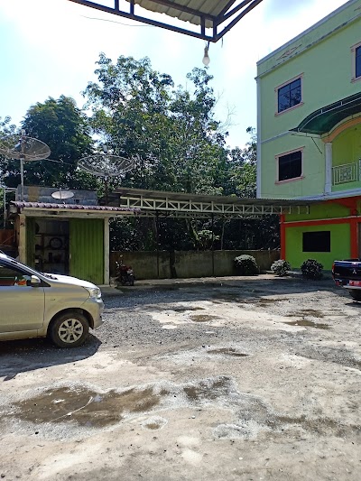 Photos of Wisma Tiga Putri