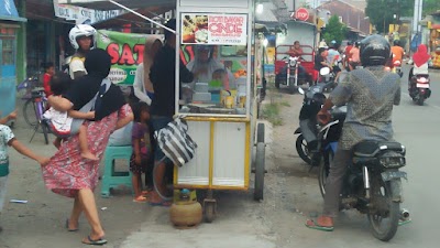 Photos of ROTI BAKAR CINDE KHAS BANDUNG