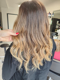 Photo n°19 de Un Temps Pour Vous à Neuvy-en-Sullias (Salon de coiffure)