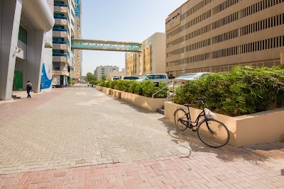 Photos of Al Moosa Tower 2 Parking