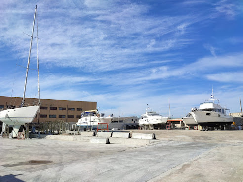 La carena S.r.l. by null