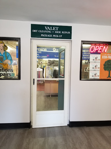Grosvenor Park Dry Cleaners Logo