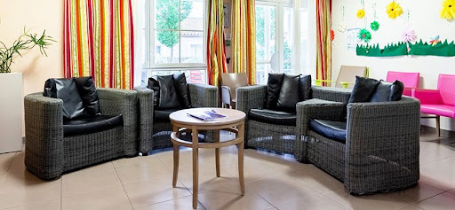 Photo de Ehpad associatif Adef Résidences la Maison des Arbousiers à Armissan (11110)