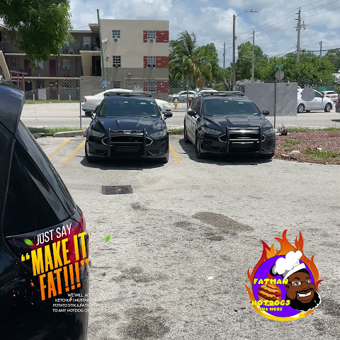 FATMAN HOTDOGS & MORE by null