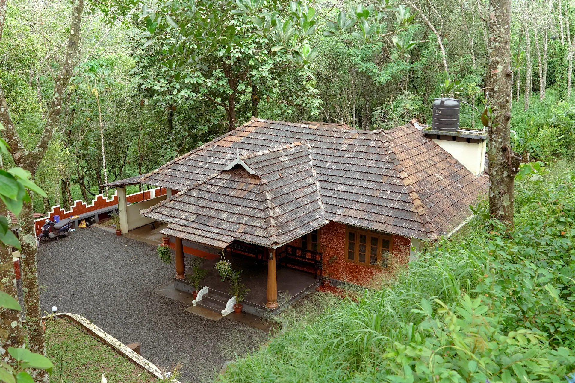 Illam Munnar