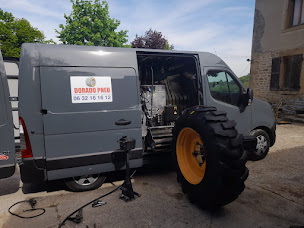 Photo n°12 de Dorado Pneu Depannage 24H/24h pneus Poids lourds à Toussieu (Atelier de réparation pour poids lourds)