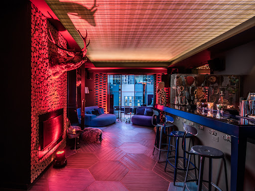 Cerise Rooftop - Visual