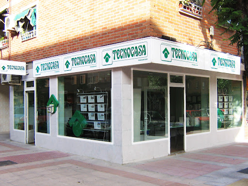 Tecnocasa agencia inmobiliaria