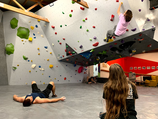 Urbana Boulders