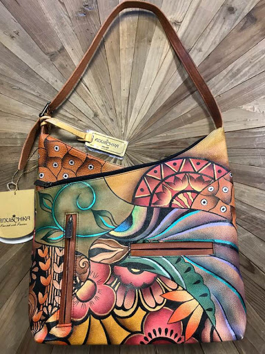 Wild Raspberry Resale Boutique, Warehouse and Donation Center - Thumbnail