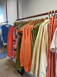 Photo n°10 de Carotte à la rose à Le Conquet (Magasin de vêtements pour femmes)