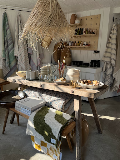 Rae Store - Visual