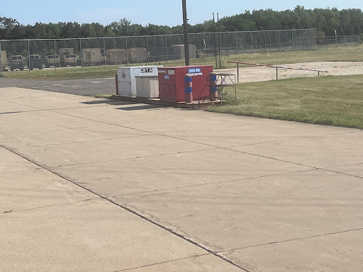 Austin Municipal Airport-Aum
