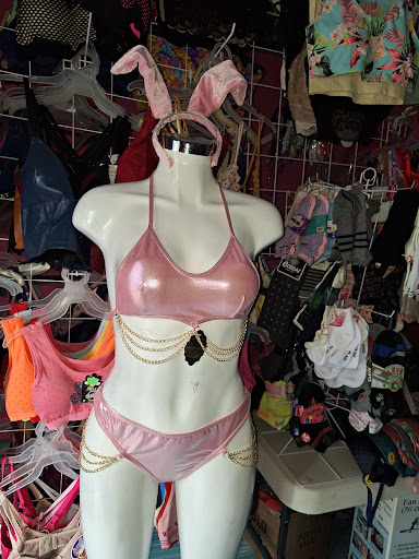 Lenceria y novedades lucely