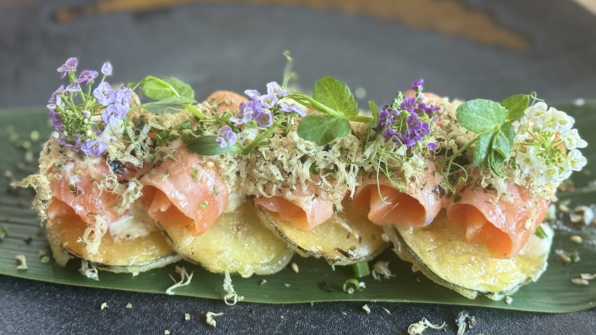 Mihana Japanese Bistro & Bar by null