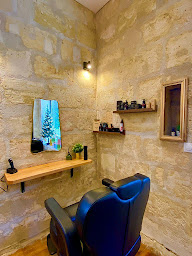 Photo n°6 de La Touche d'Auré à Bordeaux (Salon de coiffure)