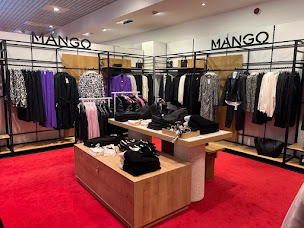 Photo n°3 de Mango chez CCV Arras à Duisans (Magasin)